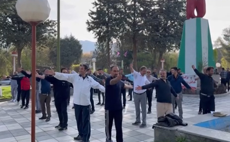 برگزاری ورزش صبحگاهی کارمندان ادارات شهرستان تویسرکان به مناسب هفته سلامت توسط هیئت ورزش های همگانی شهرستان تویسرکان